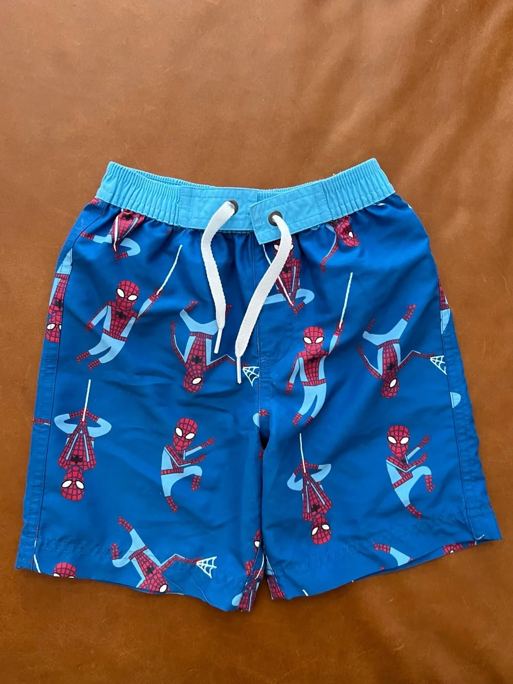 HANNA ANDERSSON x Marvel Spiderman Swim Trunks & Rashguard, 3T